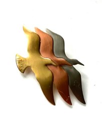 Vintage Modern 3-Winged Birds In Metal Alloy/Copper And Brass Colors PIN