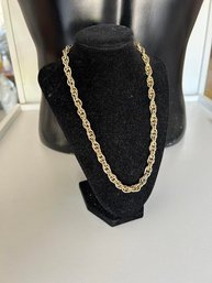 Signed' M&S '(MARKS & SPENCER ) Gold Tone Wide Chain Necklace