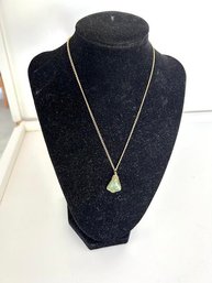 Green Stone Pendent Necklace