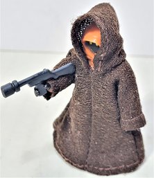 1977 Kenner Star Wars Jawa Action Figure With Cloak & Blaster