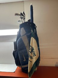 Nike Golf Cart Bag With Right Handed Irons