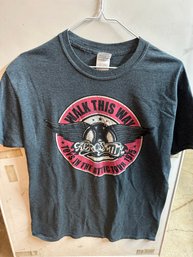 Medium Aerosmith Tee Shirt