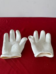 Walt Disney World Mickey Mouse White Costume Gloves