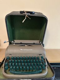 Remington Rand With Green Keys And Case