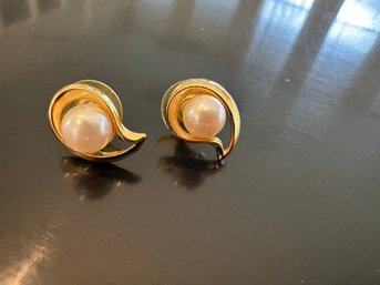 Faux Pearl Goldtone Metal Clip-on Earrings