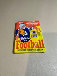 Sealed Topps Official 1989 Football Card