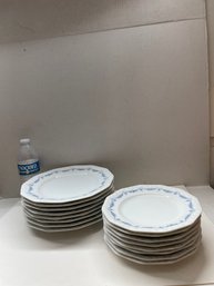 16 Rosenthal Plate Set