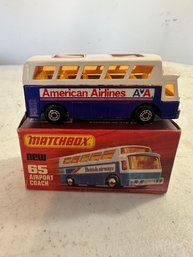 Matchbox Superfast 65 Airport Coach Made In England