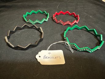 4 Bracelets