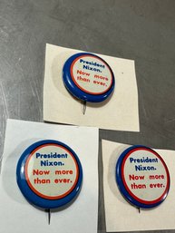 Vintage Lot Of Original President Nixon Election Campaign Pin / Buttons