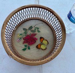 Vintage Mod Wicker Pressed Butterfly Glitter Glass Bottom Basket Bowl Made In Japan By Jet Line