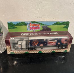 Sealed Dunkin Donuts - Limited Edition 1995 Diecast Tractor Trailer Toy Truck