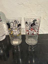 Vintage Canada Beatles Billy Bee-tles Honey Drinking Glasses