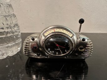 Vintage Retro Centric Paperweight Radio Clock