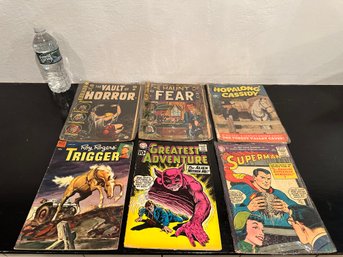 Assorted Lot Of Eight 10 Cent DC Comic Books