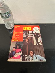 SPECIAL MEMORY ISSUE THE WORLD OF ELVIS 35414 STORY BOOK