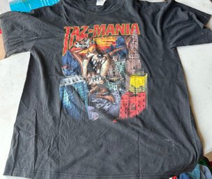 XL Tazmanian Devil Shirt