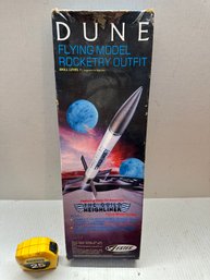 DUNE FLYING MODEL ROCKETRY OUTFIT