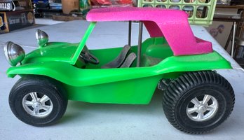 Simms Co. Vintage Plastic Green Dune Buggy