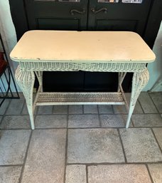 Vtg White Wicker Table