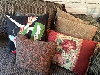 Lot Of Assorted Pillows- Some Ralph Lauren