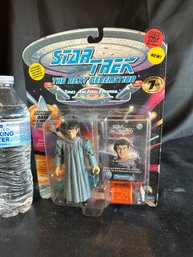 Sealed Playmates Star Trek The Next Generation Lieutenant Commander Data As A Romulan Action Figure