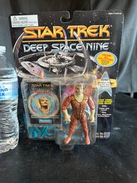 Sealed Vtg Star Trek Deep Space Nine Action Figure Tosk Playmates Toys 1995 Space Caps