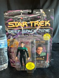 Sealed Star Trek DS9 Playmates Dr.Julian Bashir Action Figure