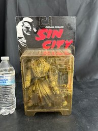 Sealed Frank Miller Sin City Marv McFarlane Toys Action Figure 1998