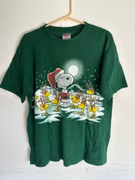 Adult Sz L Snoopy Graphic Tee Shirt