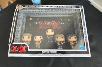 Funko Pop! Moment Deluxe 02: AC/DC In Concert