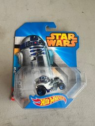 Sealed Hot Wheels Star Wars Character Car R2-d2