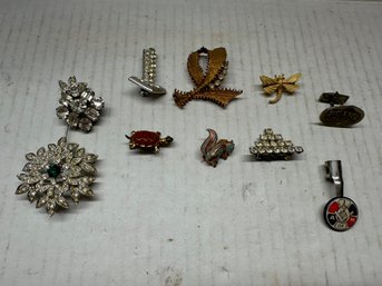 Assorted Lot Of Vintage Jewelry