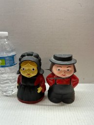 Pair Of Vintage Cast Iron Amish Man & Woman Coin Banks