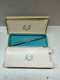Vintage Garland Pen In Box