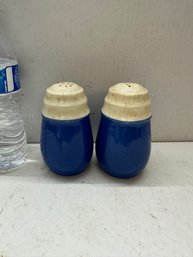 Vintage Universal Potteries Blue Bell Kitchenware Salt & Pepper Shaker Set