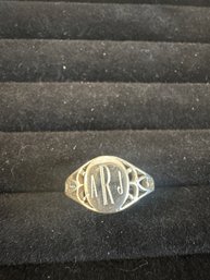 Sterling Silver Insignia R Ring 3.86 Grams Size 8
