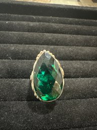 Sterling Silver Green Stone Size 8.5