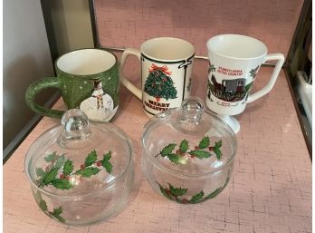 Lot Of 5 Assorted Christmas Items