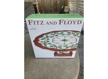 Fitz & Floyd Santas Flight Footed Cake Plate