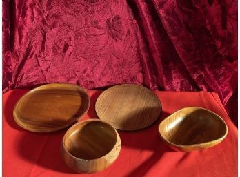 Lot Of 4 Wooden Bowls/plates