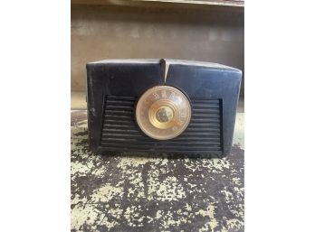 Espresso Colored 1948 RCA Victor AM Tube Radio Model 8X541- Untested