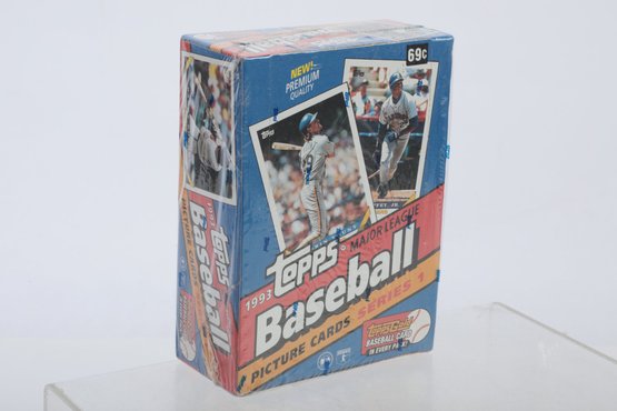 1993 Topps Factory Sealed Wax Box Possible Jeter Rookie Possible Gold Rookie Baseball
