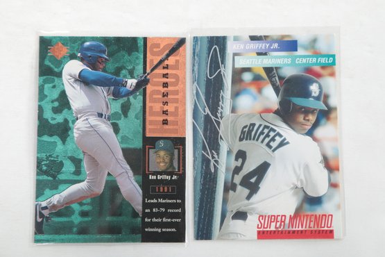 Lot Of 2 Ken Griffey Jr Baseball Cards Super Nintendo Card 1997 UD /2000