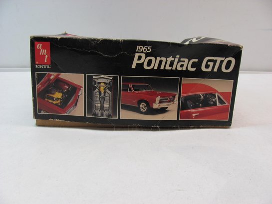 Ertl Amt 1965 Pontiac GTO 1:25 Model