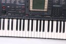 YAMAHA PSR-530 Electronic Keyboard