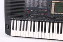 YAMAHA PSR-530 Electronic Keyboard