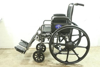 Medline K1 Basic Wheelchair, Swing Away, 18' Seat