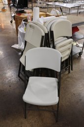 6 Hard Plastic Folding Chairs