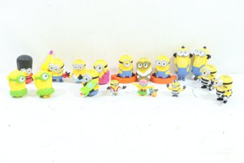 Group Of Vintage Minions Toys McDonalds & More